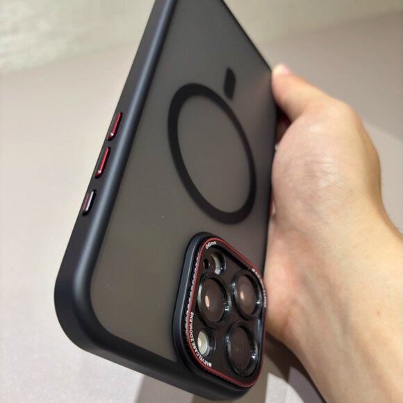 Cream iPhone16 Case - Picture 1 of 2